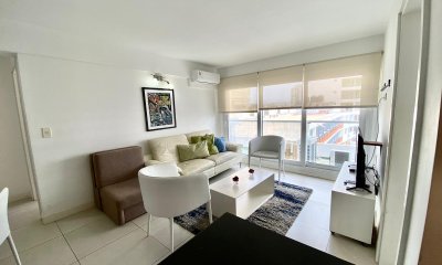 VENTA APARTAMENTO 2 DORMITORIOS EN PENINSULA PUNTA DEL ESTE LUX TOWER