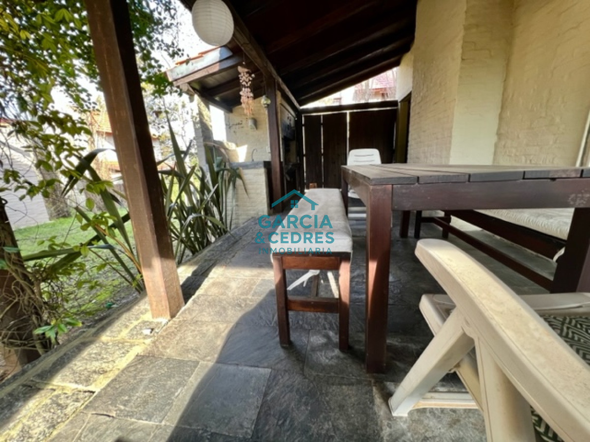 Casa ID.319 - Casa en venta, punta del este, 2 dormitorios, Barrio privado parque pinares