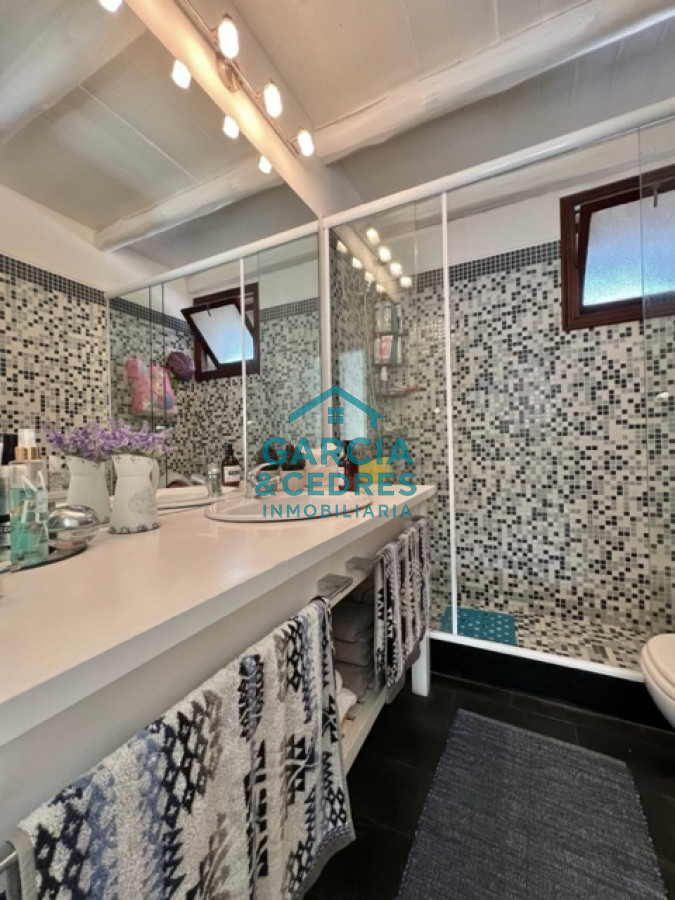 Casa ID.319 - Casa en venta, punta del este, 2 dormitorios, Barrio privado parque pinares