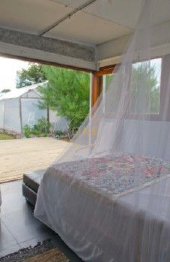 Casa ID.2284 - Alquiler temporario Casa 2 dormitorios en La Barra, Punta del Este