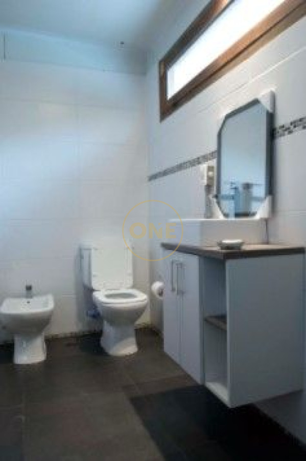 Casa ID.2284 - Alquiler temporario Casa 2 dormitorios en La Barra, Punta del Este