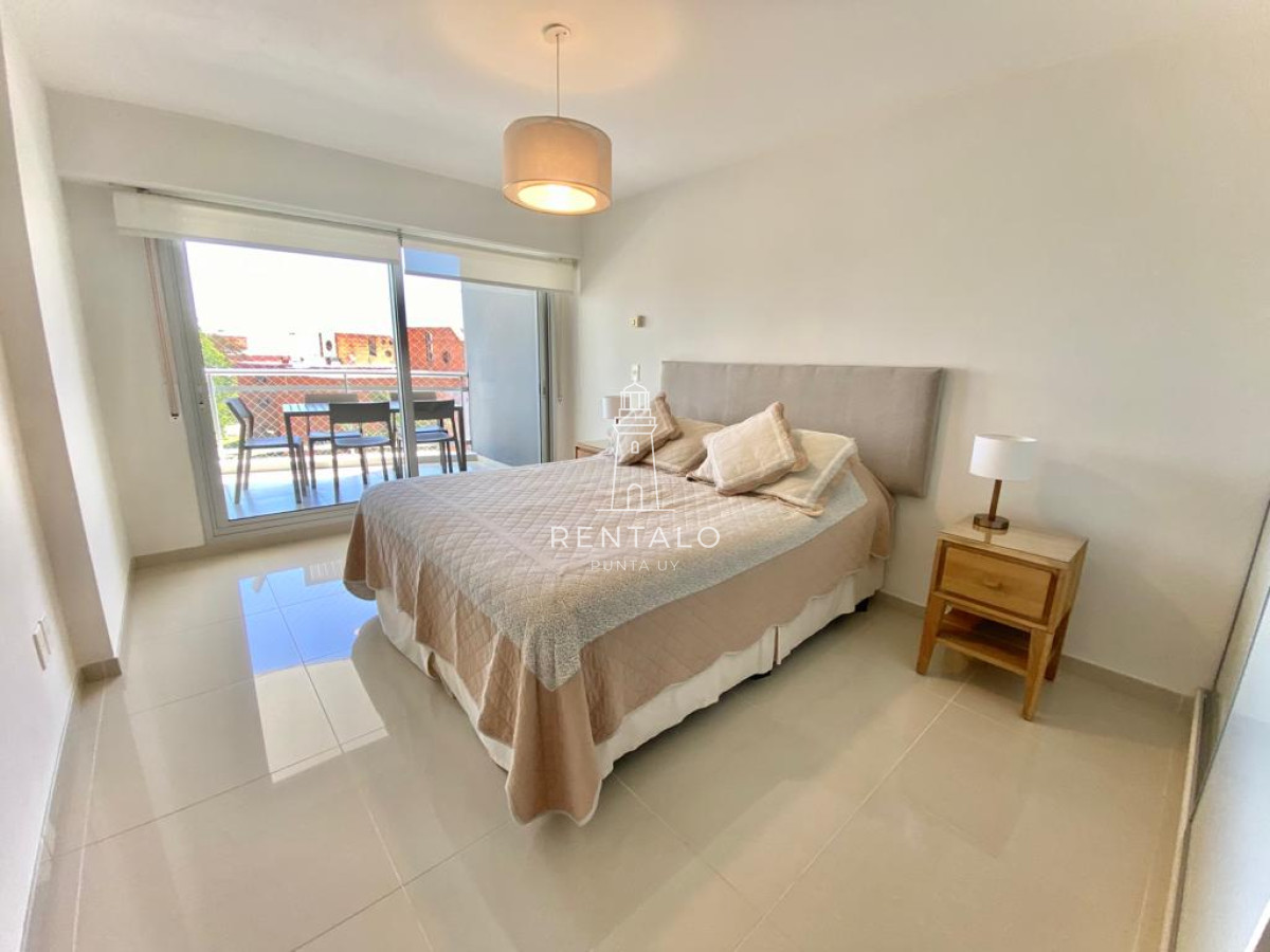 Apartamento ID.820 - APARTAMENTO EN VENTA SUNRISE TOWER 2 DORMITORIOS MAS SERVICIO PUNTA DEL ESTE