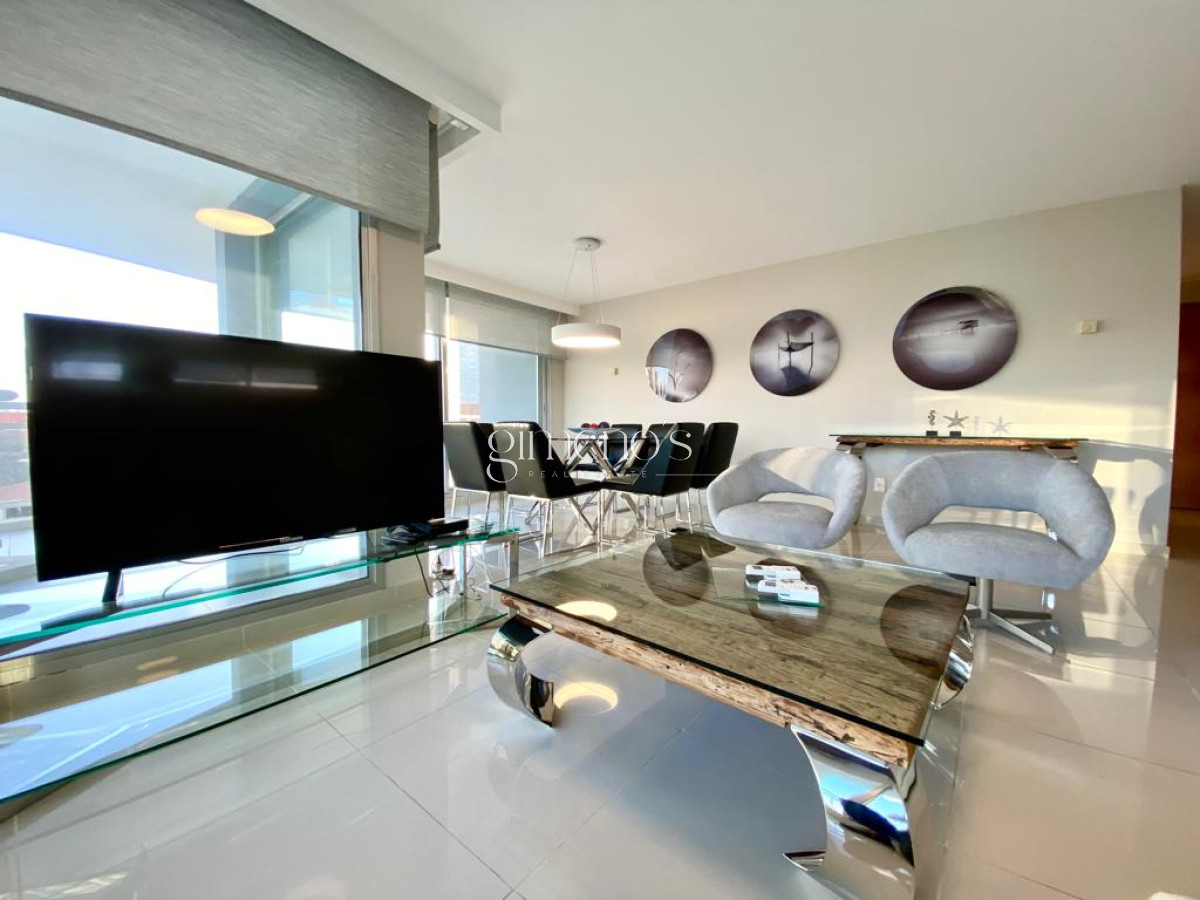 Apartamento ID.880 - Apartamento en Venta Playa Mansa 3 dormitorios Sunrise Tower