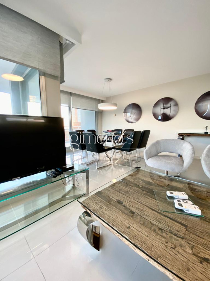 Apartamento ID.880 - Apartamento en Venta Playa Mansa 3 dormitorios Sunrise Tower