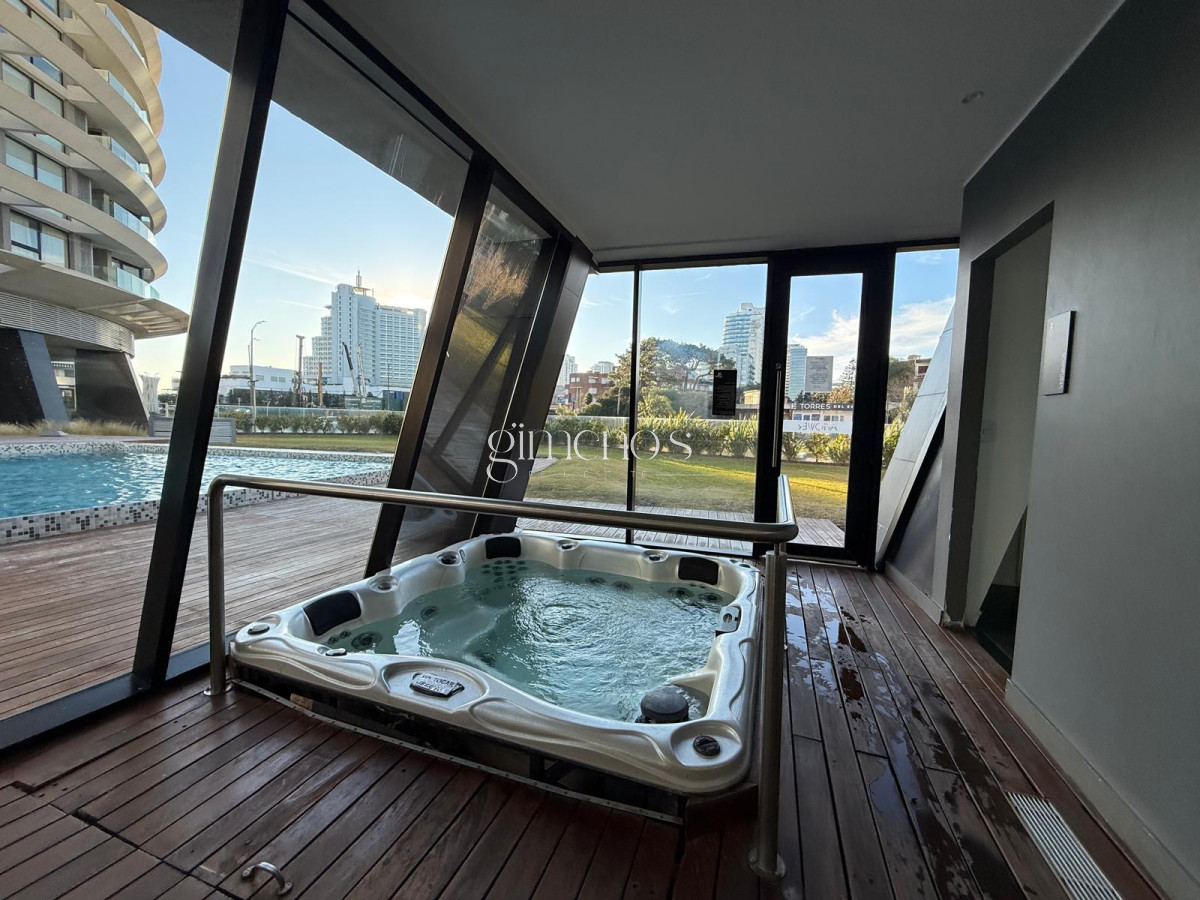 Apartamento ID.1210 - OPORTUNIDAD APARTAMENTO 2 DORMITORIOS EN TORRE DE CATEGORIA CON EXELENT VISTA Y TODOS LOS SERVICIOS 