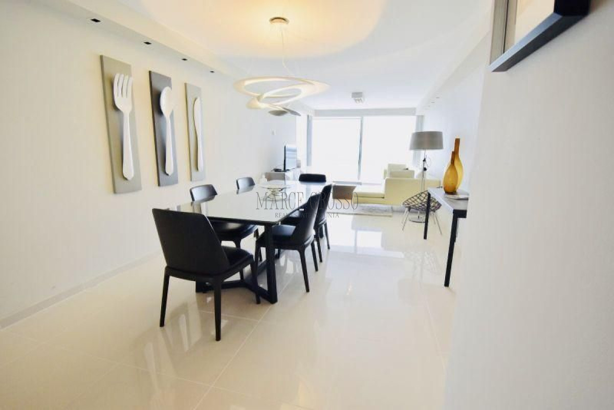 Apartamento ID.109 - Apartamento en alquiler temporario Playa Mansa 2 dormitorios SUNRISE TOWER