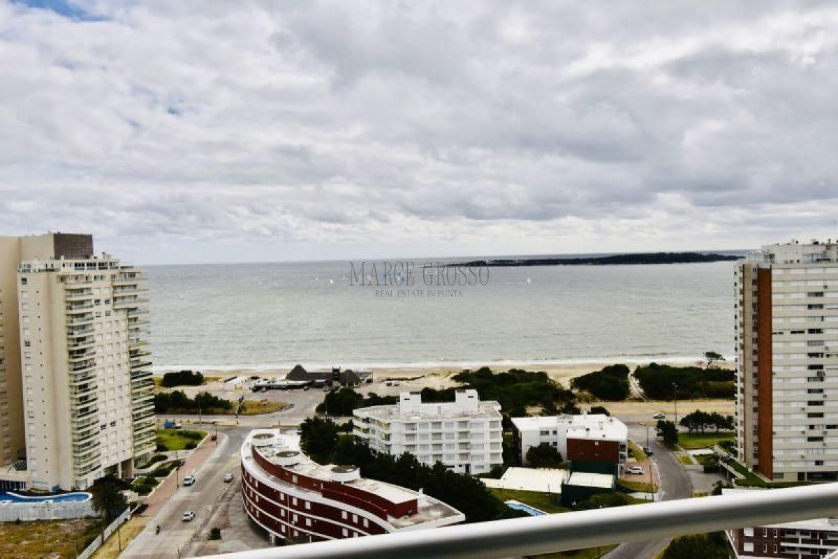 Apartamento ID.109 - Apartamento en alquiler temporario Playa Mansa 2 dormitorios SUNRISE TOWER