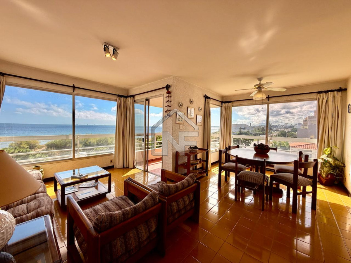 Apartamento ID.57 - apartamento en venta de 3 dormitorio 