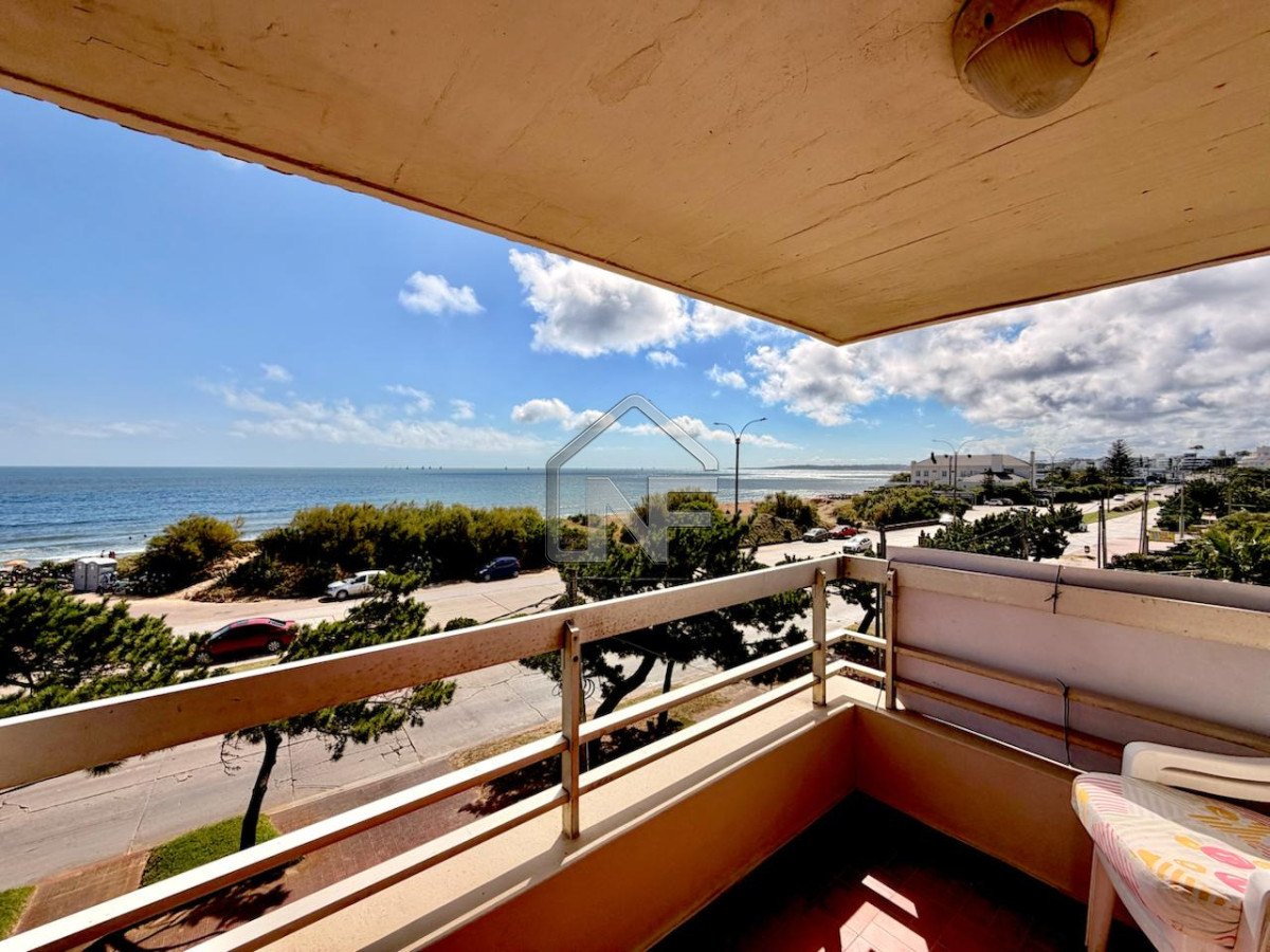 Apartamento ID.57 - apartamento en venta de 3 dormitorio 