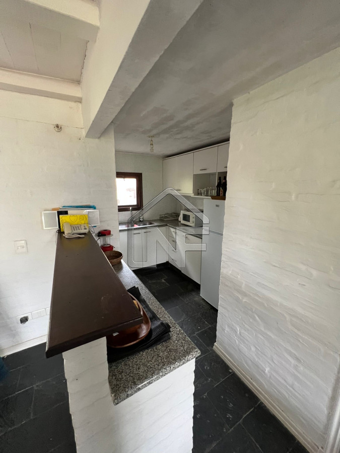 Casa ID.167 - OPORTUNIDAD !!! Casa en venta de 2 dormitorios en Parque Pinares - Punta del Este
