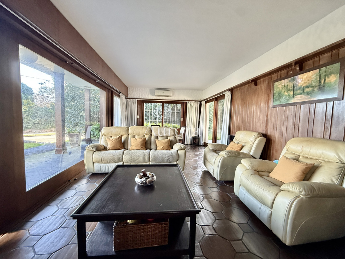 Casa ID.425 - Casa reciclada a 250 metros de Playa Mansa — Parada 10, Punta del Este