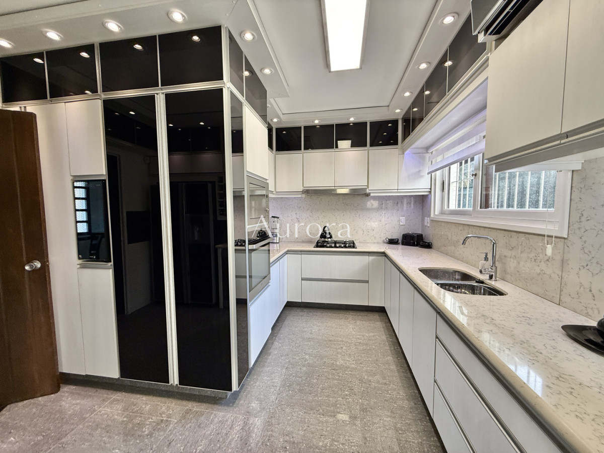 Casa ID.425 - Casa reciclada a 250 metros de Playa Mansa — Parada 10, Punta del Este