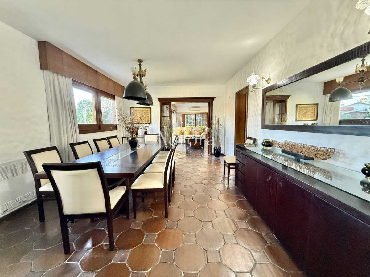 Casa ID.425 - Casa reciclada a 250 metros de Playa Mansa — Parada 10, Punta del Este