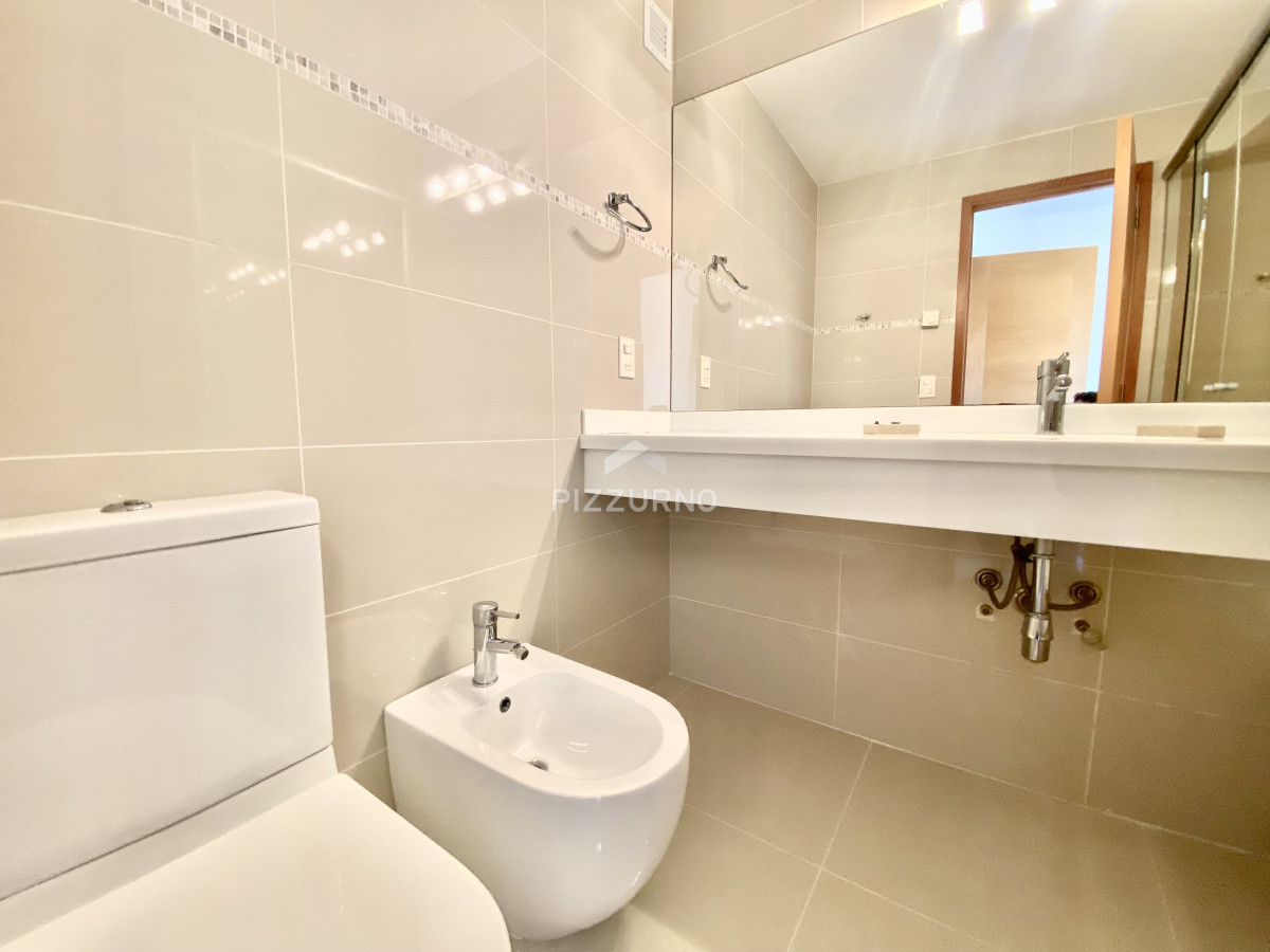 Apartamento Ref.739 - Apartamento en venta Playa Mansa 2 dormitorios SUNRISE TOWER