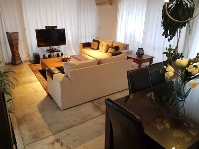 SE VENDE MODERNA CASA 3 DORMITORIOS EN CORAZON DE SAN RAFAEL