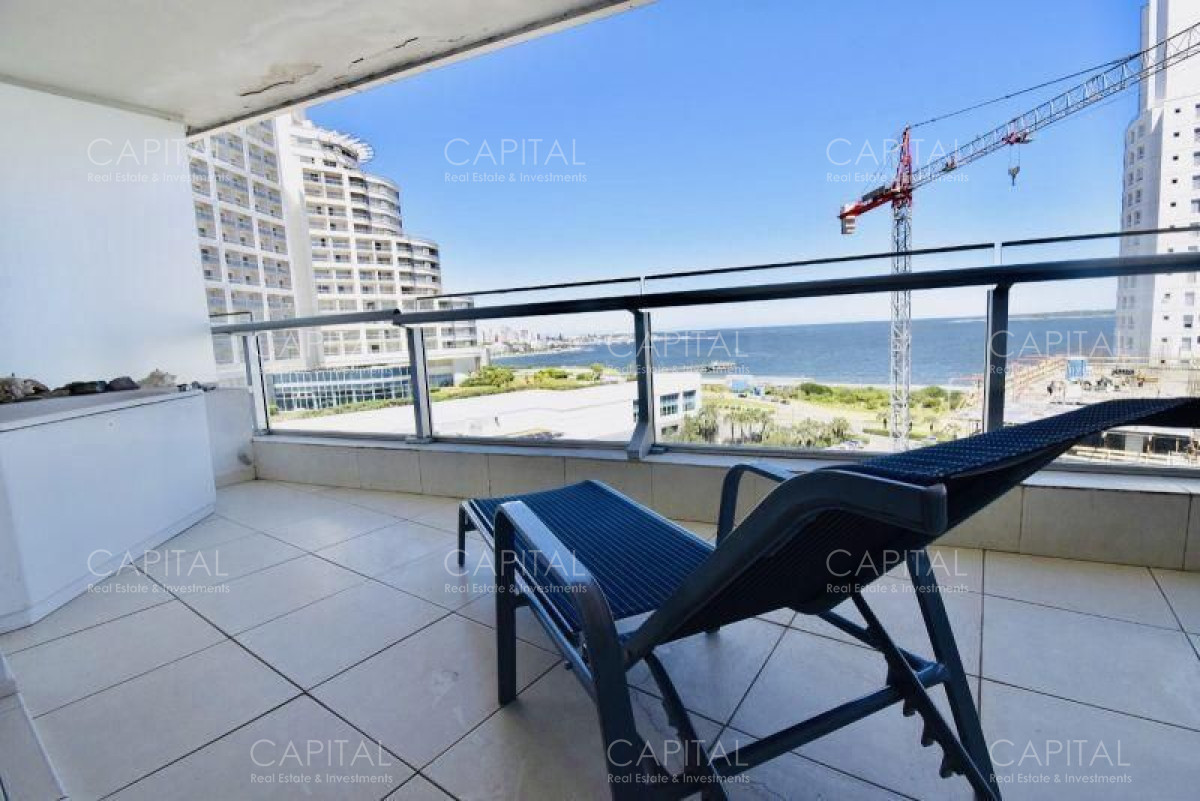 Apartamento ID.35706 - Season Tower Apartamento en alquiler temporario Playa Mansa 2 dormitorios