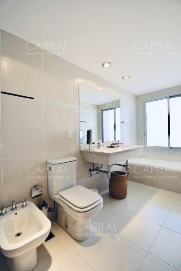 Apartamento ID.35706 - Season Tower Apartamento en alquiler temporario Playa Mansa 2 dormitorios