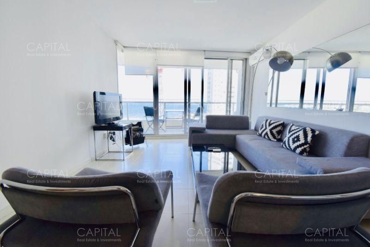 Apartamento ID.35706 - Season Tower Apartamento en alquiler temporario Playa Mansa 2 dormitorios