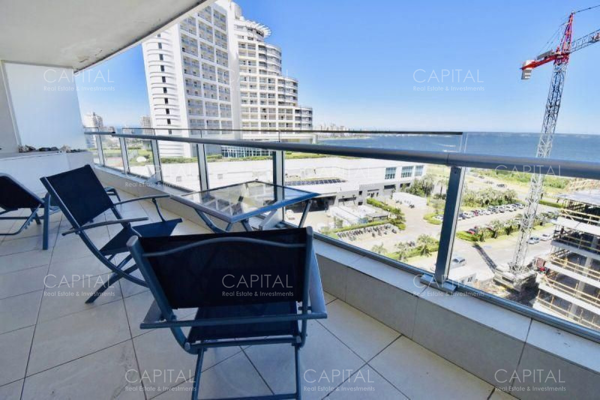 Apartamento ID.35706 - Season Tower Apartamento en alquiler temporario Playa Mansa 2 dormitorios