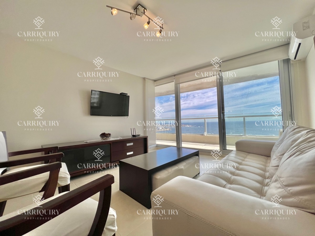 Apartamento en alquiler temporario Playa Mansa 2 dormitorios SEASONS TOWER