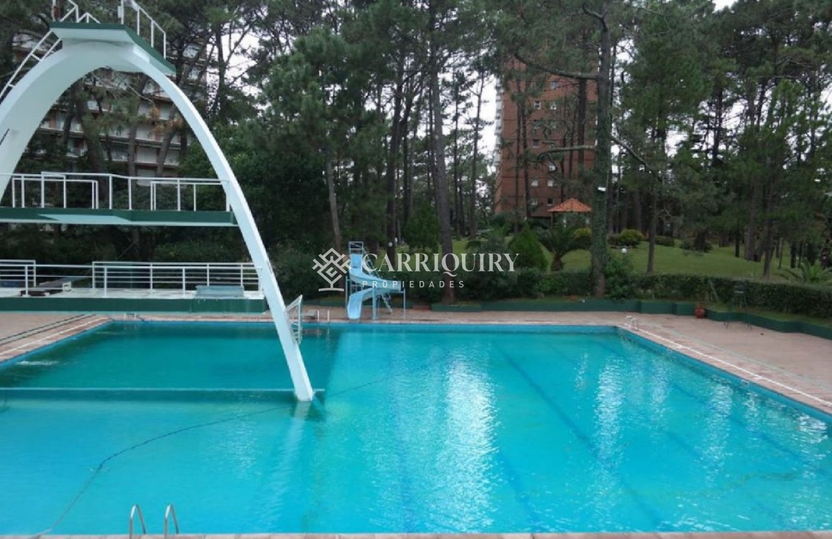 Apartamento de 1 dormitorio en Playa Mansa - Punta del Este 