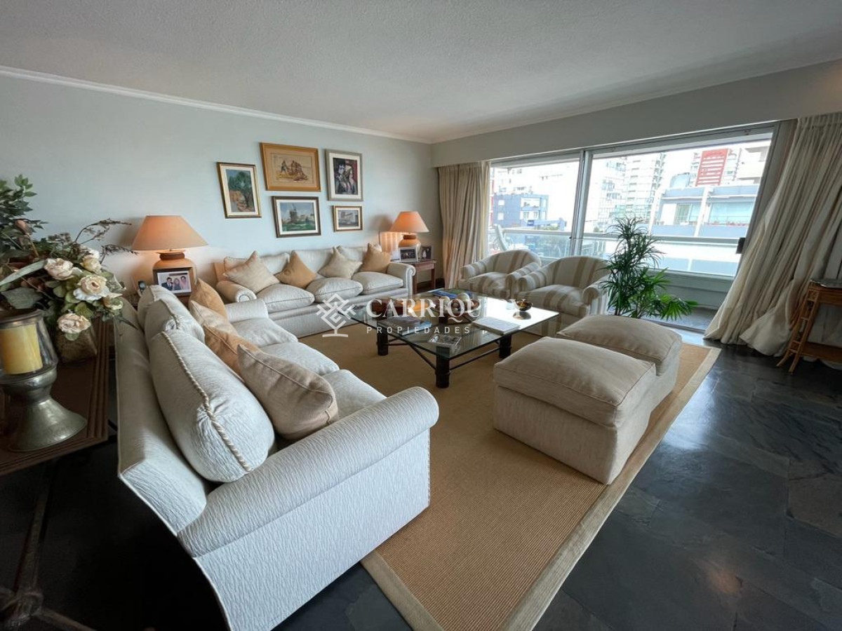 Apartamento en Península - Punta del Este