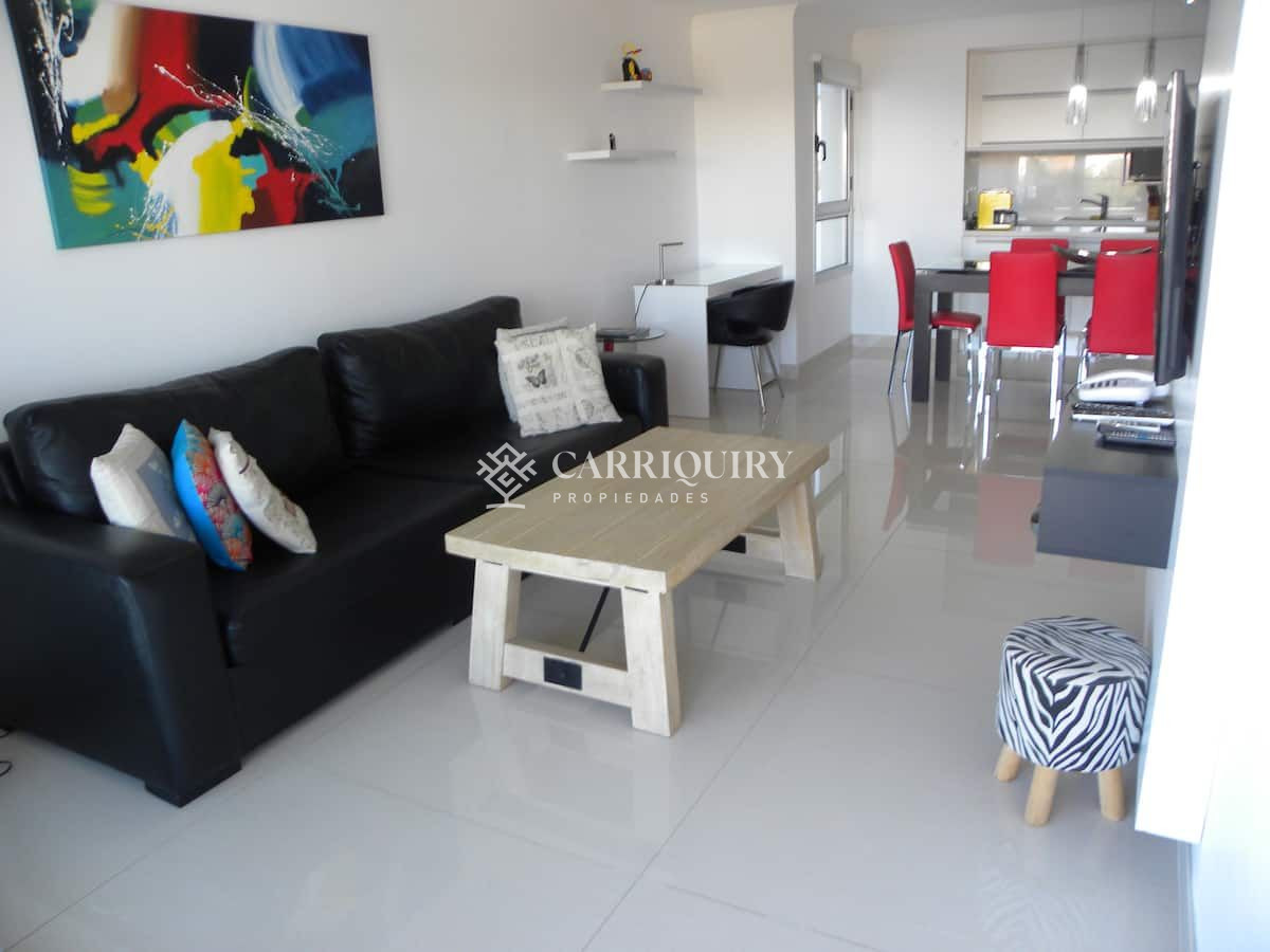 Apartamento en alquiler temporario Playa Mansa 2 dormitorios