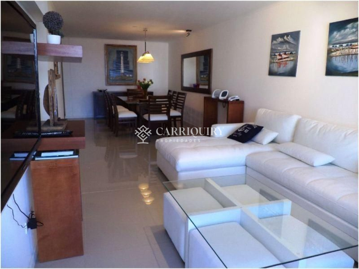 Apartamento en alquiler Playa Brava 3 dormitorios
