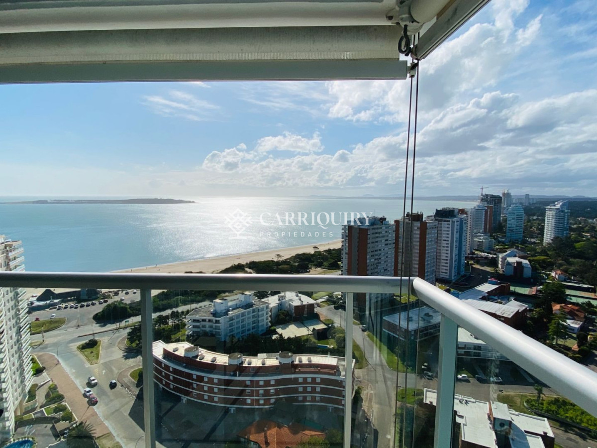Alquiler temporario Apartamento vista al mar 2 dormitorios en Playa Mansa 