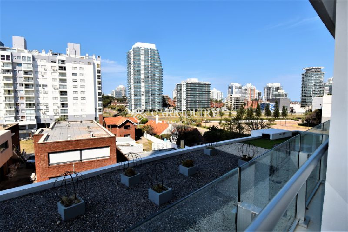 Apartamento ID.172 - Apartamento en alquiler temporario Playa Mansa 2 dormitorios