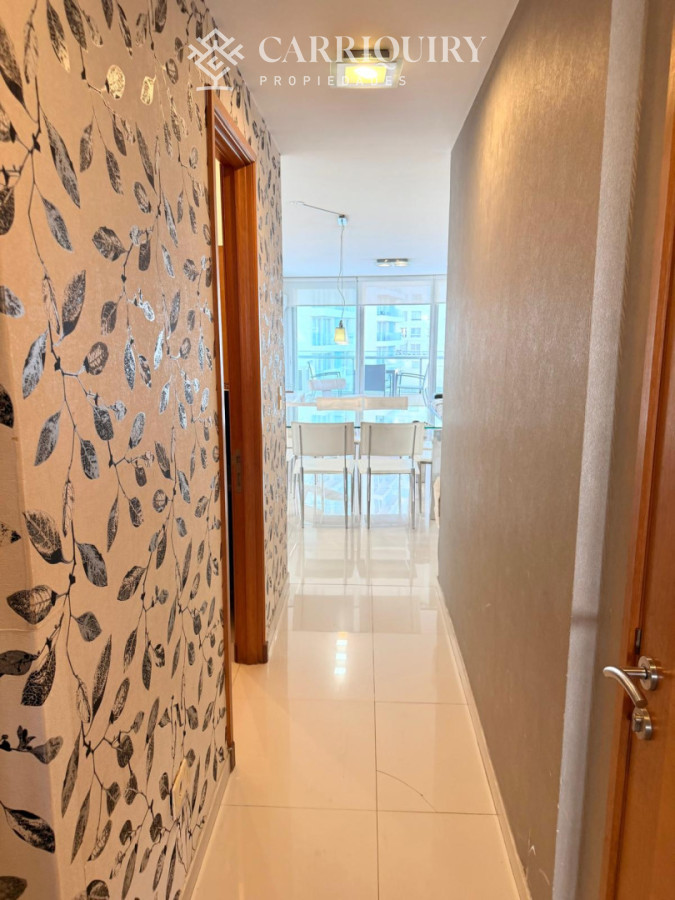 Apartamento ID.9523/APARTAMENTO-EN-ALQUILER-TEMPORARIO-1-DORMITORIO-Y-MEDIO-PLAYA-MANSA-FRENTE-AL-MAR-CRUCEROS-3-A-ESTRENAR - APARTAMENTO VENTA SEASONS TOWER 2 DORMITORIOS MAS SERVICIO