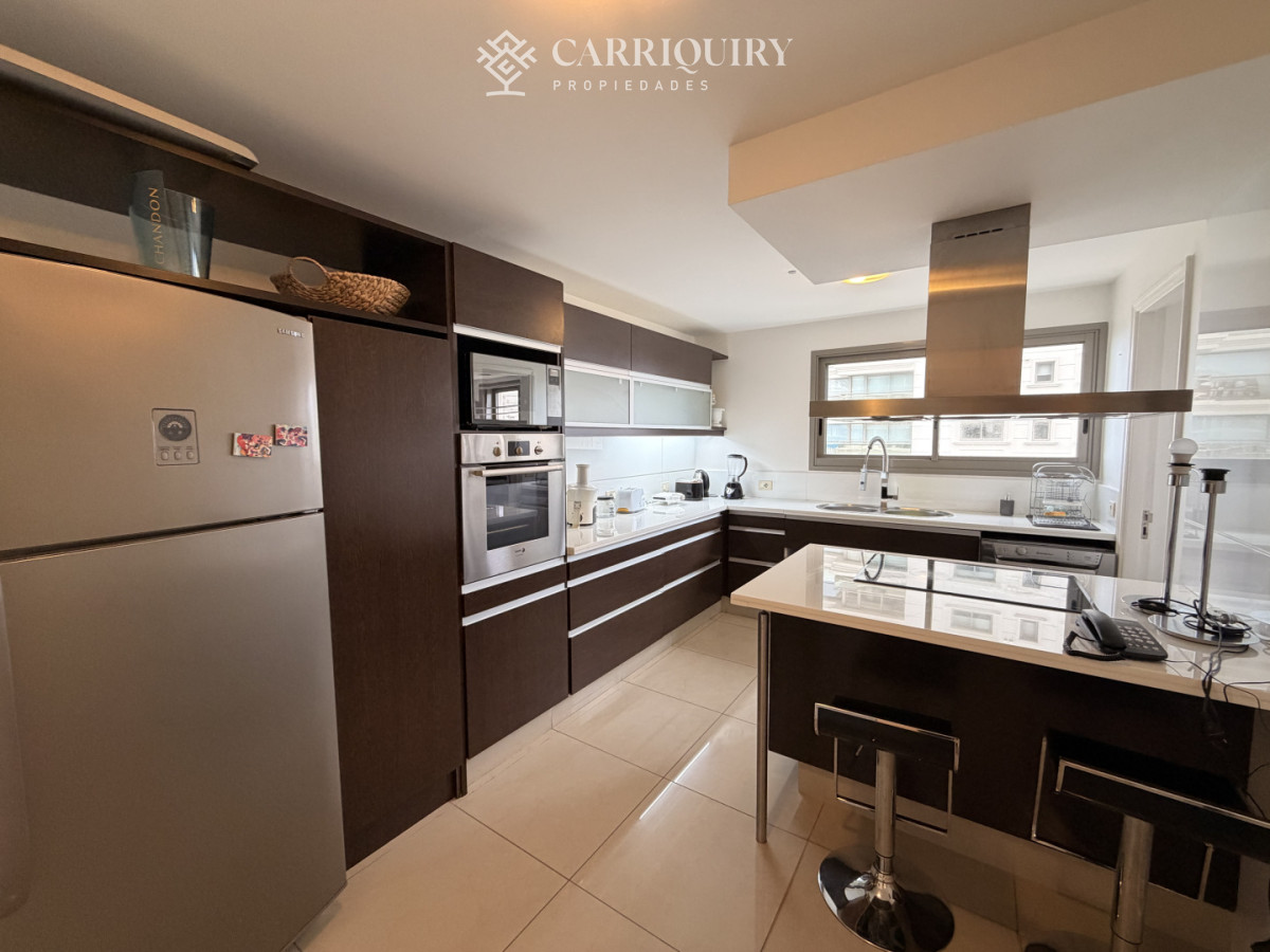 Apartamento ID.10270 - APARTAMENTO ESQUINERO 4 SUITES EN TORRE DE CATEGORIA PLAYA BRAVA