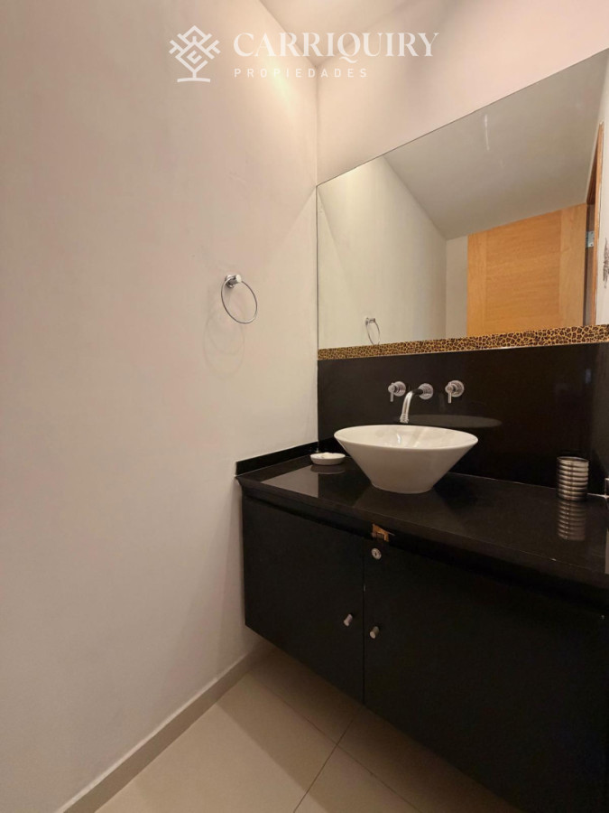 Apartamento ID.9523/APARTAMENTO-EN-ALQUILER-TEMPORARIO-1-DORMITORIO-Y-MEDIO-PLAYA-MANSA-FRENTE-AL-MAR-CRUCEROS-3-A-ESTRENAR - APARTAMENTO VENTA SEASONS TOWER 2 DORMITORIOS MAS SERVICIO