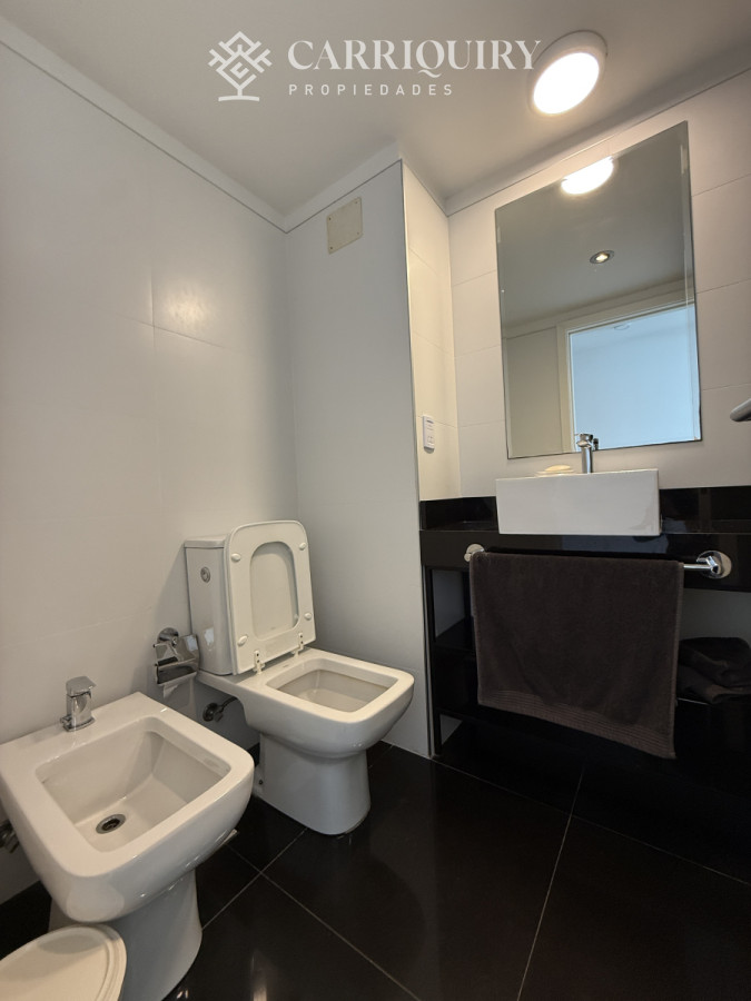 Apartamento ID.8972 - OPORTUNIDAD APARTAMENTO 2 DORMITORIOS EN TORRE DE CATEGORIA CON EXELENT VISTA Y TODOS LOS SERVICIOS 