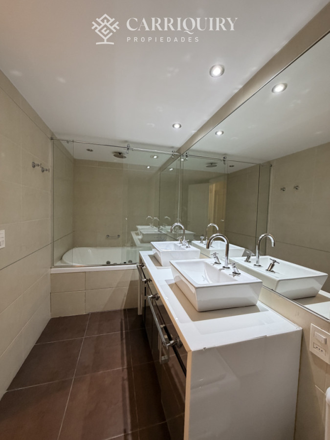 Apartamento ID.10294 - Apartamento en venta y alquiler en Imperiale 3 dormitorios