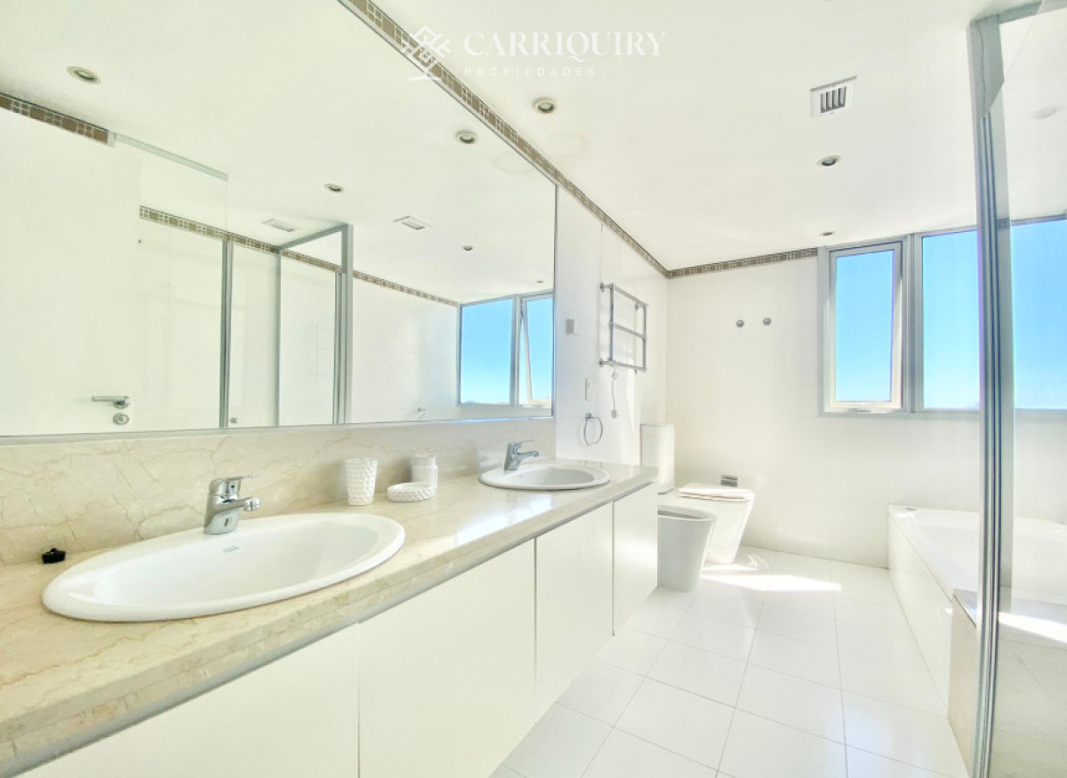 Apartamento ID.10600 - Exclusivo departamento esquinero en venta y alquiler temporal en Playa Brava