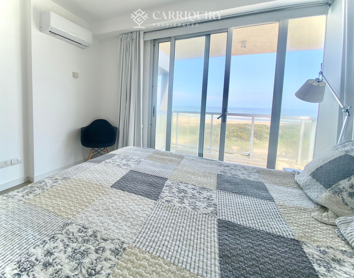 Apartamento ID.5294/Apartamento-3-dormitorios-playa-mansa,-todos-los-servicios- - Departamento en venta 3 dormitorios en suite 