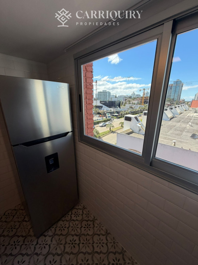 Apartamento ID.10688/Venta-Punta-del-este - Muy lindo duplex de 1 dormitorio y medio en alquiler anual en Playa Mansa