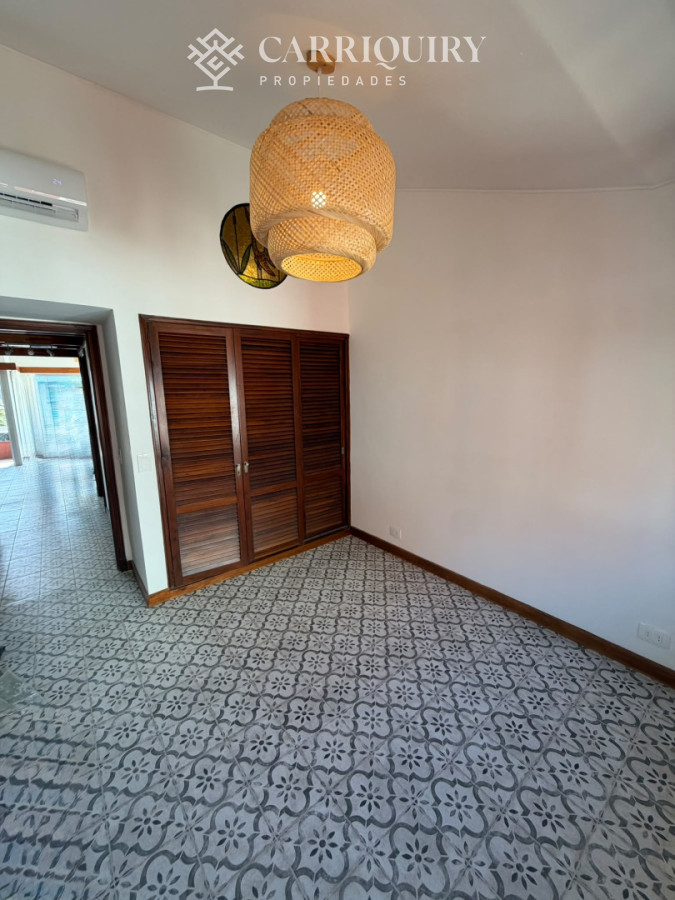 Apartamento ID.10688/Venta-Punta-del-este - Muy lindo duplex de 1 dormitorio y medio en alquiler anual en Playa Mansa