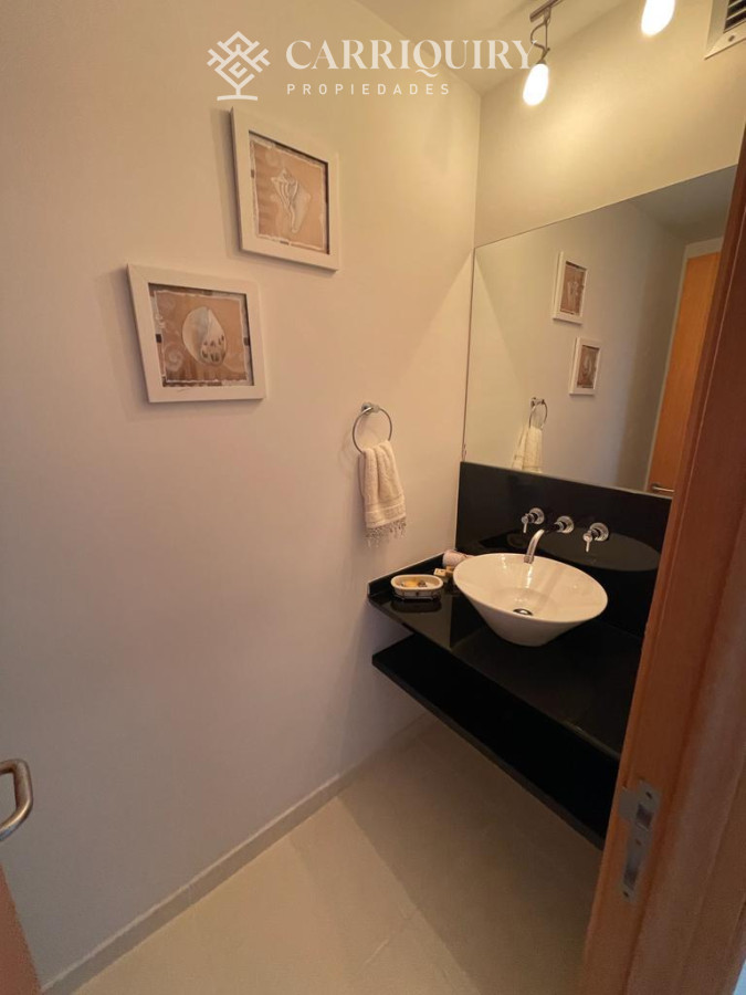 Apartamento ID.5522/Alquiler-temporario-de-apartamento-de-dos-dormitorios-con-parrillero-de-uso-exclusivo-en-Punta-Ballena - Apartamento en Mansa - Punta del Este