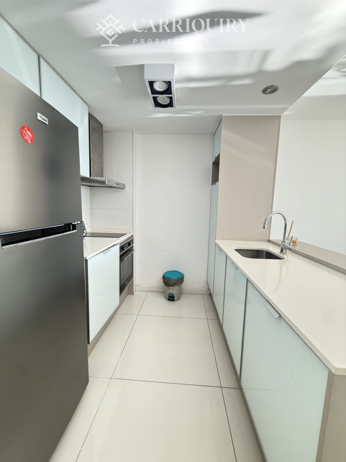 Apartamento ID.8972 - OPORTUNIDAD APARTAMENTO 2 DORMITORIOS EN TORRE DE CATEGORIA CON EXELENT VISTA Y TODOS LOS SERVICIOS 