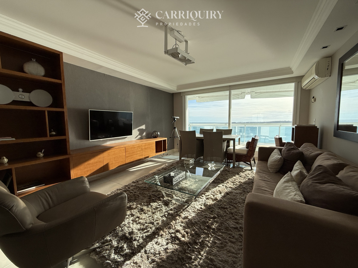 Apartamento ID.9207/Apartamento-en-alquiler-temporario-Playa-Mansa-3-dormitorios - APARTAMENTO EL AQUILER EN MILLENIUM TOWER 3 DORMITORIOS EN SUITE 