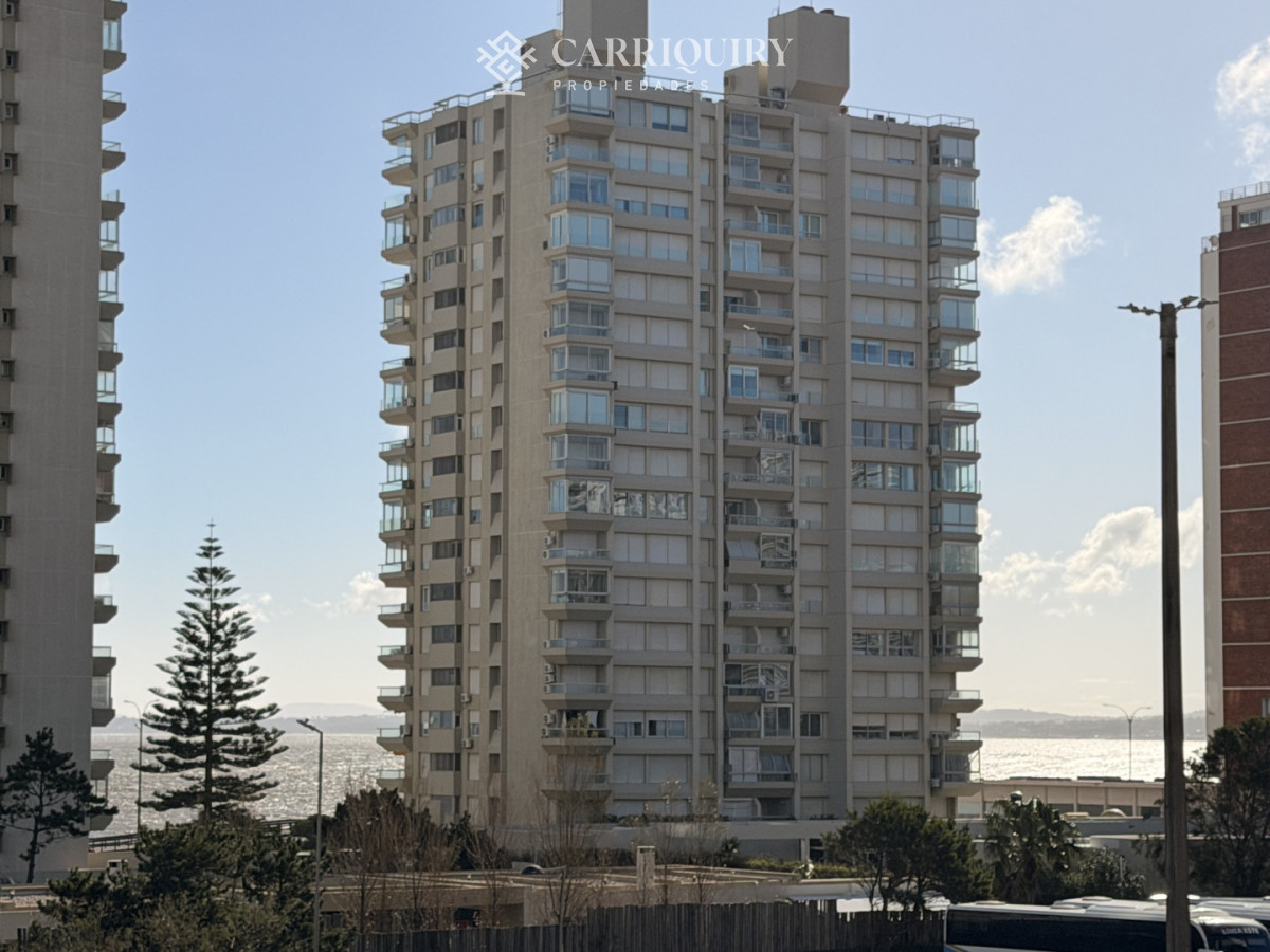 Apartamento ID.9987 - VENTA EN PUNTA DEL ESTE 2 DORMITORIOS