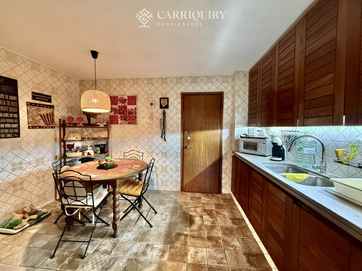 Apartamento ID.8407/Venta-apartamento-2-dormitorios-Punta-del-este - Apartamento en venta de 4 dormitorios y 3 baños en Punta del Este