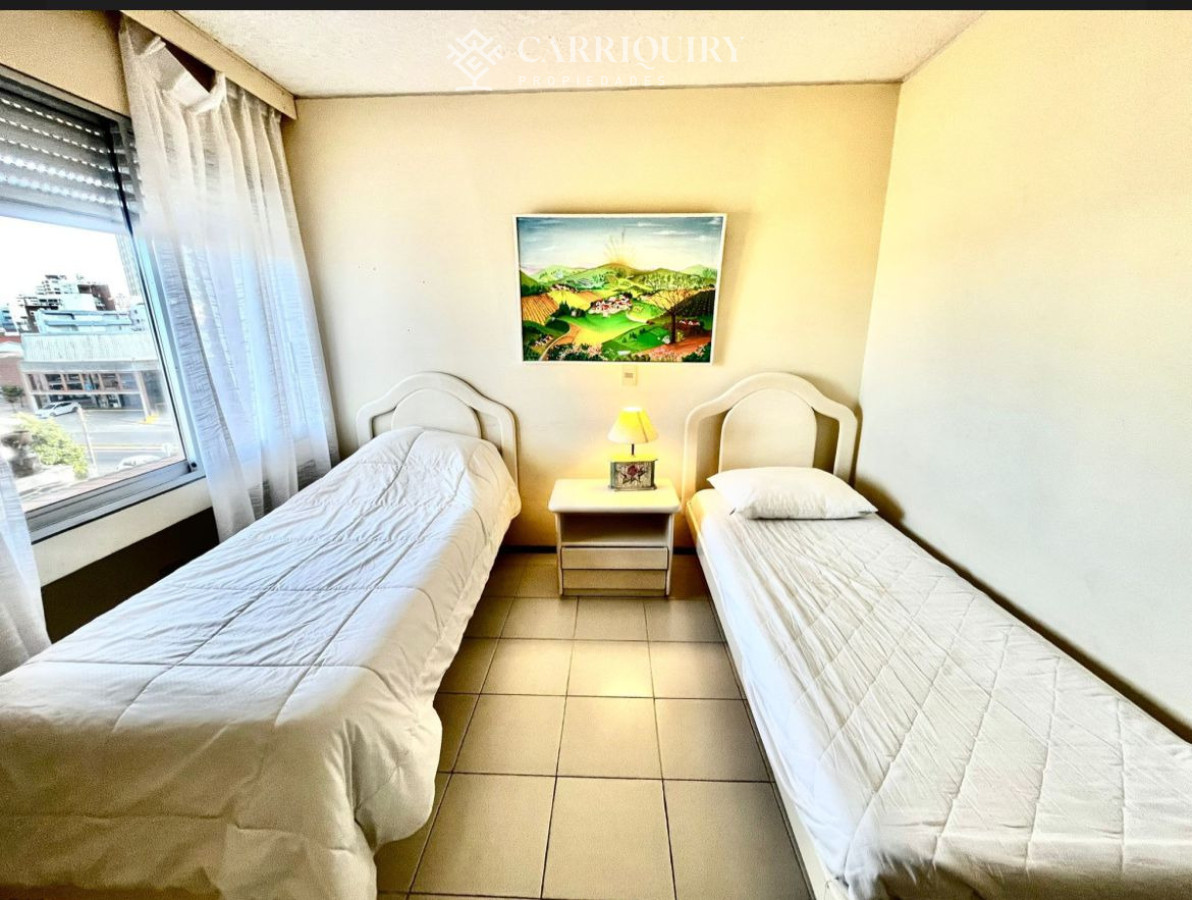 Apartamento ID.9660 - Apartamento de 3 dormitorios en primera linea 