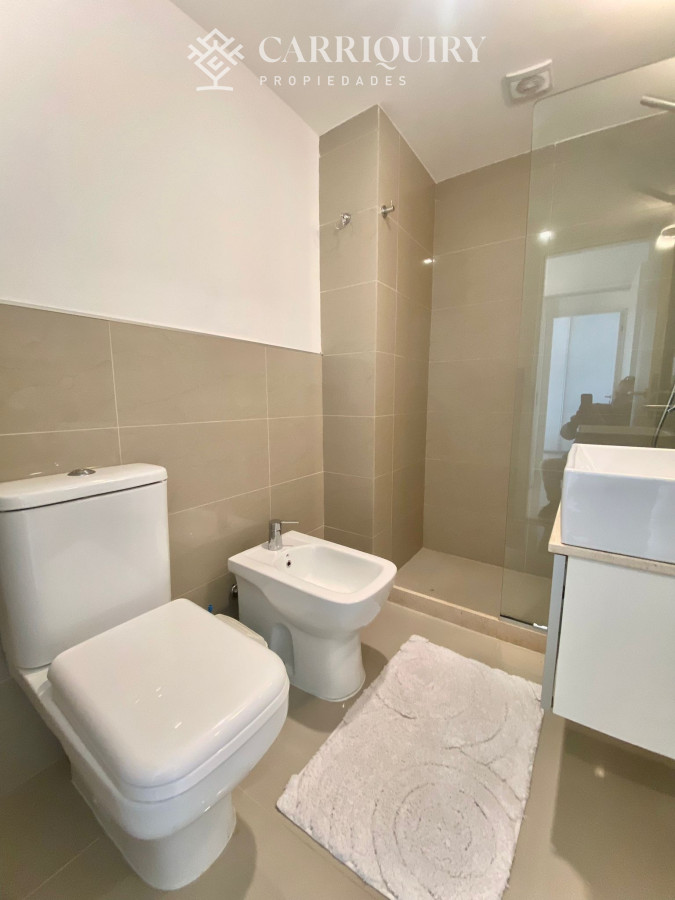 Apartamento ID.5294/Apartamento-3-dormitorios-playa-mansa,-todos-los-servicios- - Departamento en venta 3 dormitorios en suite 