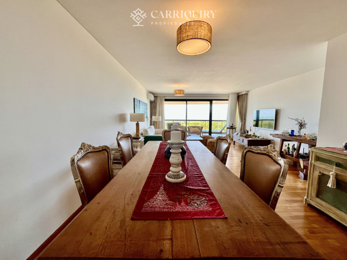Apartamento ID.10640 - Apartamento en venta Arenas Blancas Punta del Este - 2 dormitorios frente al mar