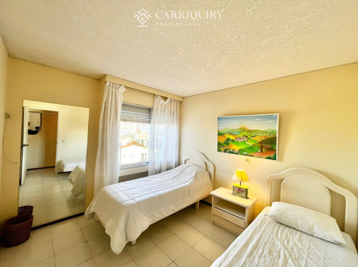 Apartamento ID.9660 - Apartamento de 3 dormitorios en primera linea 