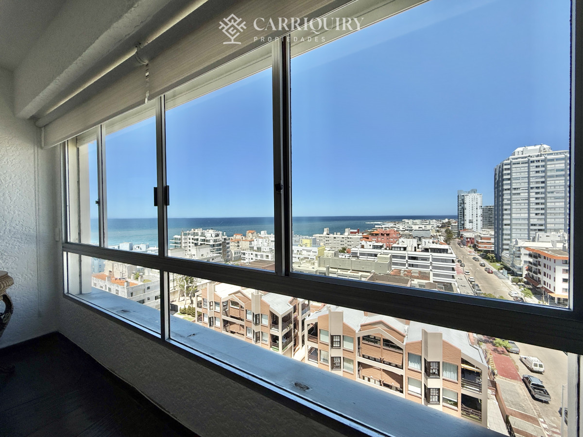 Apartamento ID.9247 - Amplio apartamento en venta con 3 dormitorios increibles vistas en el corazon de la peninsula