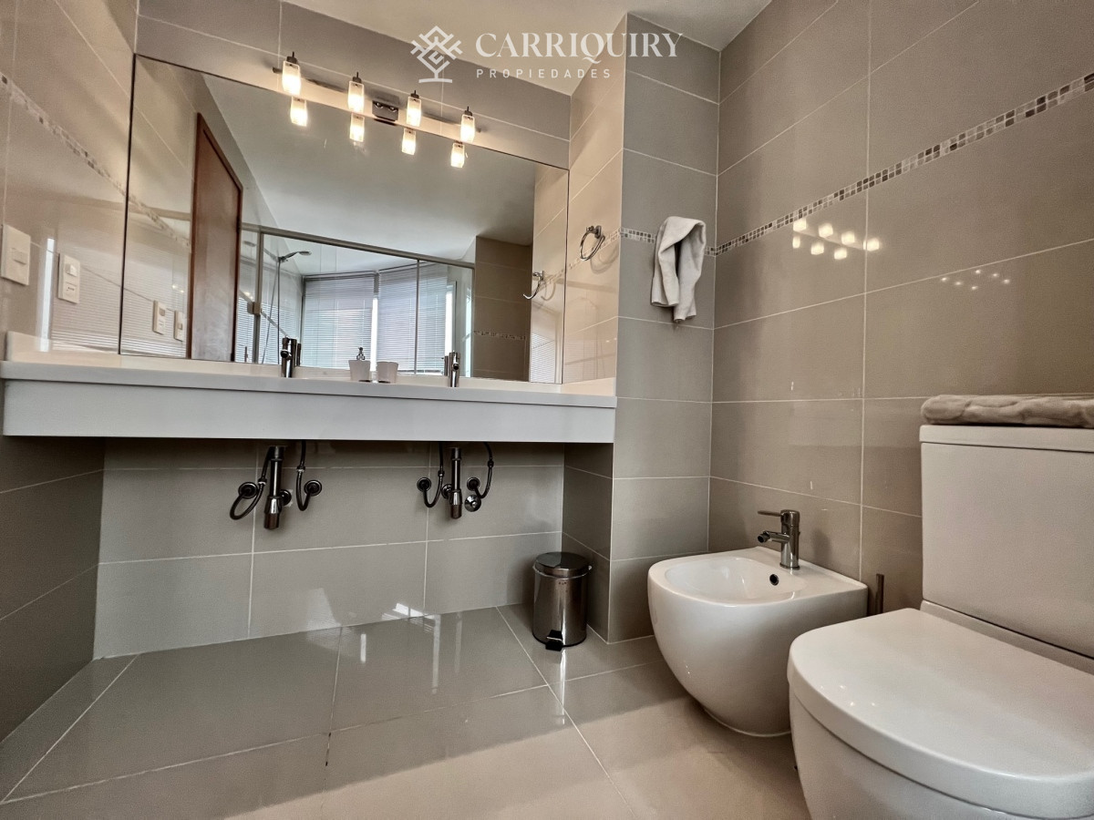 Apartamento ID.7087 - APARTAMENTO DE 3 DORMITORIOS EN ALQUILER TEMPORARIO SUNRISE TOWER PLAYA MANSA